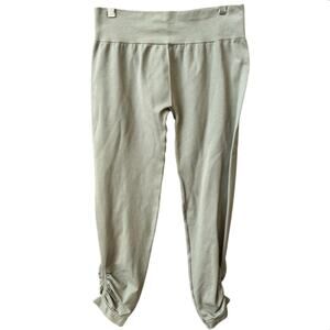 Legacy Sage Green Cropped Scrunch Ankle Leggings Size 1X Plus Size
